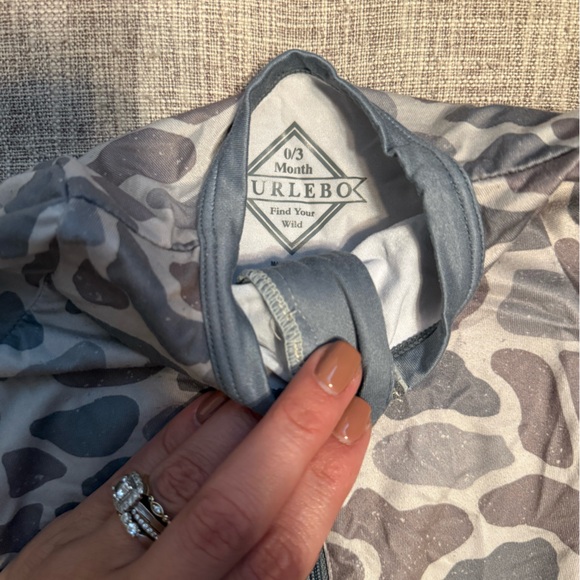 BURLEBO Kids Camouflage Footie in Gray and Cream - Picture 2 of 3